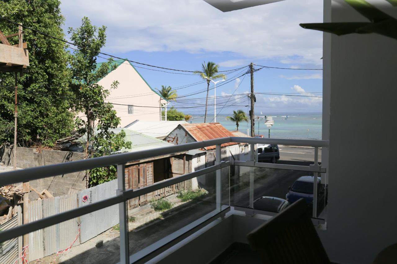 Dlo Doubout Les Pieds Dans L'Eau Apartment แซนต์-อาน ภายนอก รูปภาพ